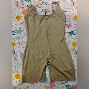 SPANX Tan Shapewear‎